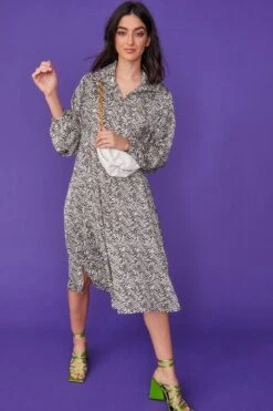 JAYLEY Oversized Silk Shirt Dress In Zebra Print -Long Maxi Dress Sales Store jayley oversized silk shirt dress in zebra print p11758 82053 image