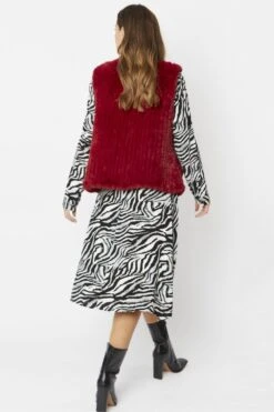 JAYLEY Red Hand Knitted Faux Fur Gilet -Long Maxi Dress Sales Store jayley red hand knitted faux fur gilet p3748 57895 image